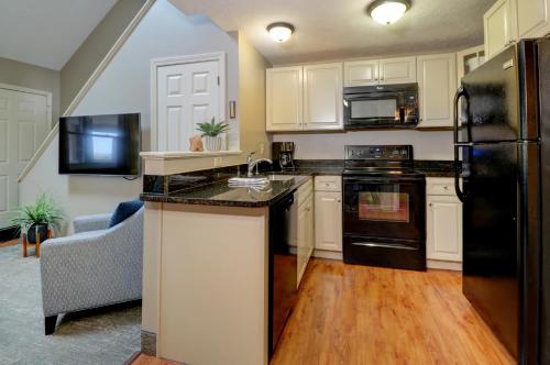 Misty Harbor Resort - photo 37