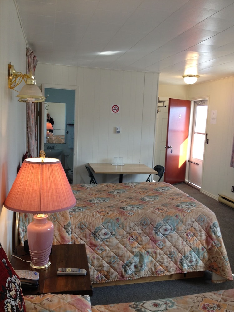 Penny’s Motel — Owen Sound — photo 4