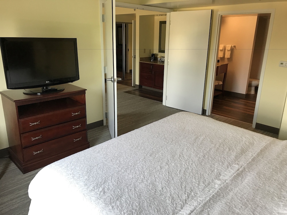 Hampton Inn & Suites Lamar - photo 22