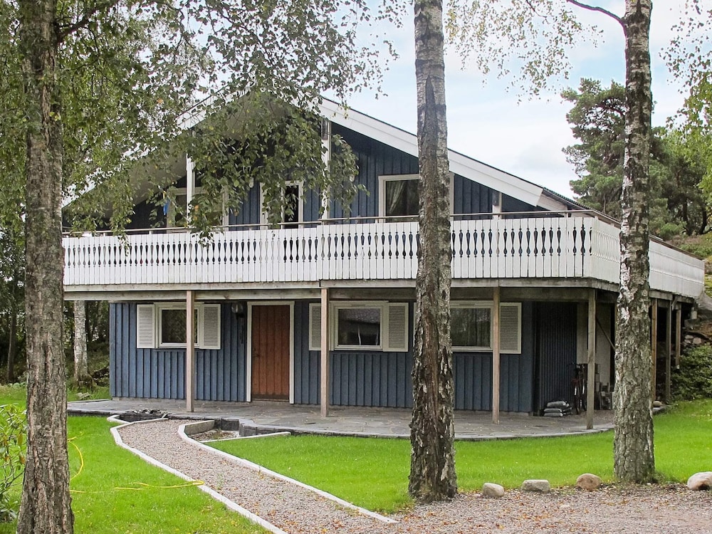 6 person holiday home in STRÖMSTAD By Traum — 4-Star Luxury Hotel in Stroemstad, Sweden