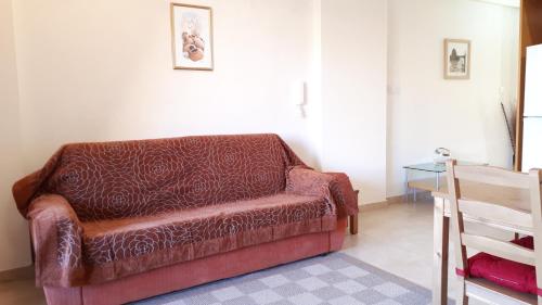 Seaside Modern Flat with Pool Queens Gardens 211