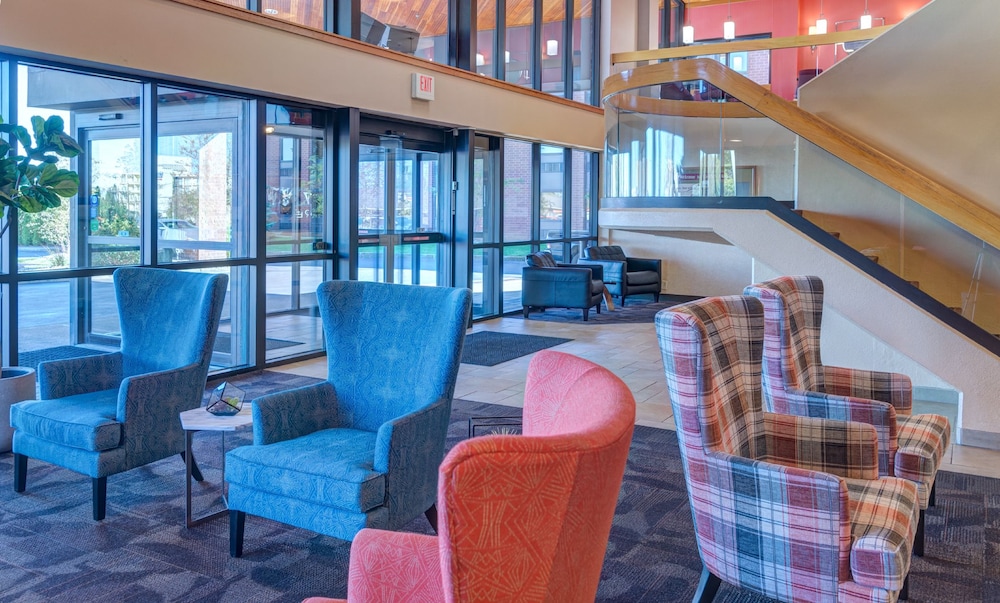 LivINN Hotel Cincinnati Sharonville Convention Center - photo 10