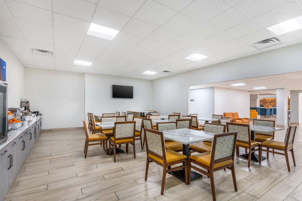 Comfort Inn & Suites Chattanooga East Ridge - photo 30