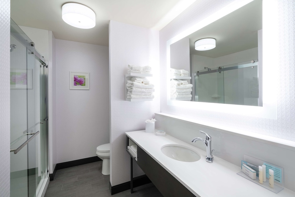 Hampton Inn Weston - photo 21