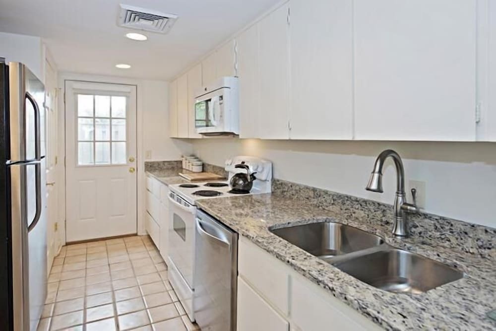 742 Schooner Court at The Sea Pines Resort - photo 10