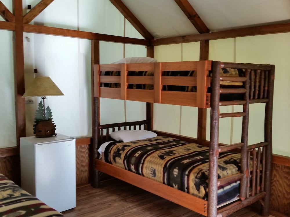 Indian Flat RV Park Tent Cabins & Cottages - photo 12