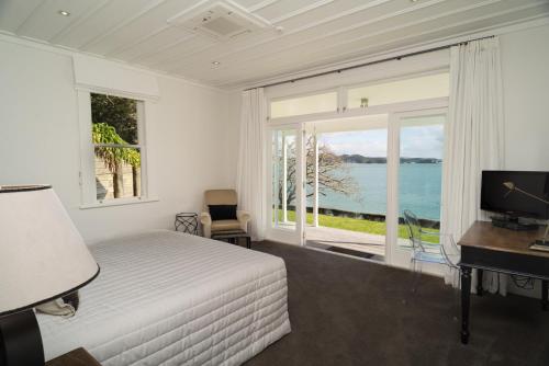 Tahapuke in Unknown City, New Zealand