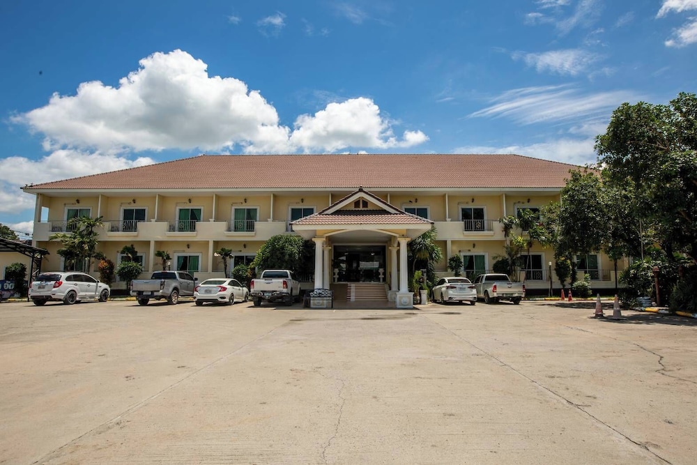 JRD Resort Hotel in Lop Buri, Thailand