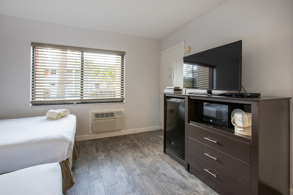 Legacy Vacation Resorts Kissimmee Orlando - photo 42