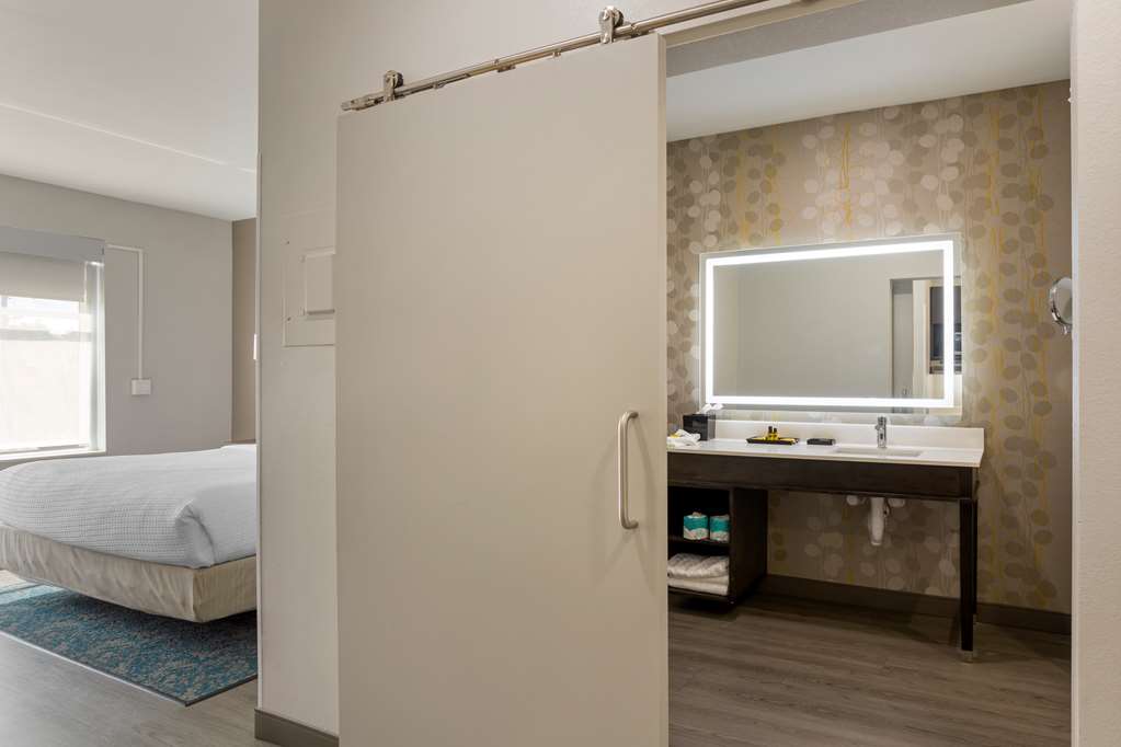 Best Western Plus Executive Residency Antioch Inn - photo 28