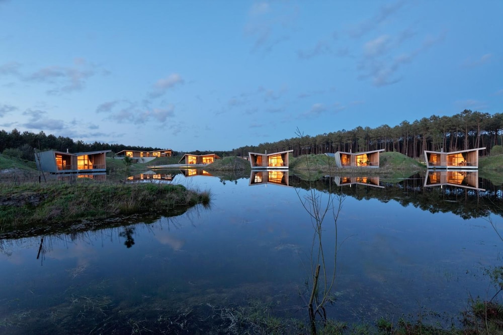 Hotel Les Echasses Golf & Surf Eco Lodge — 4-Star Luxury Hotel in Saubion, France