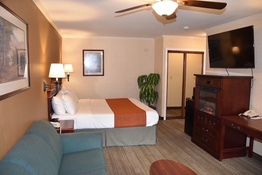 Dynasty Suites Redlands - photo 16