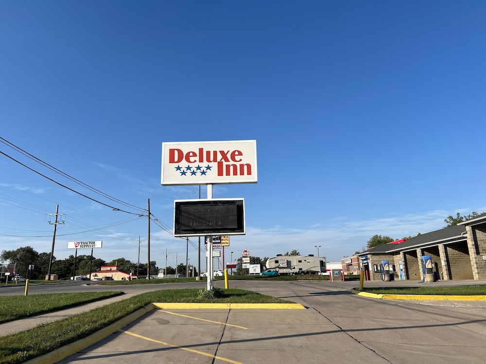 Deluxe Inn Capital O Nebraska City I 29 — hotel in Appomattox
