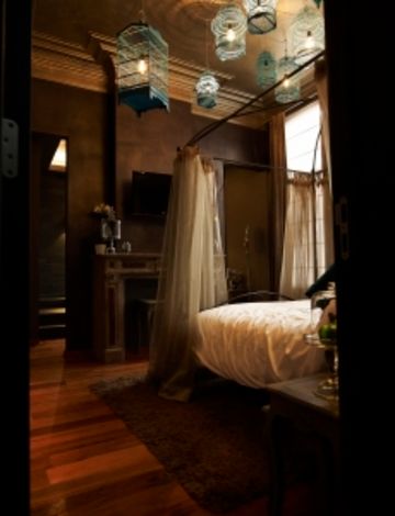 The Glorious Inn in Antwerpen, Belgium