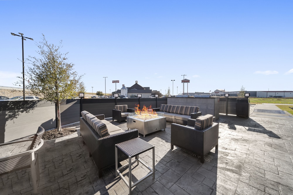 TownePlace Suites by Marriott Waco Northeast - photo 35