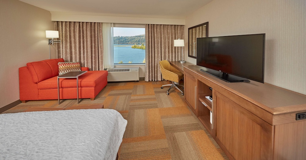 Hampton Inn & Suites Hood River - photo 10