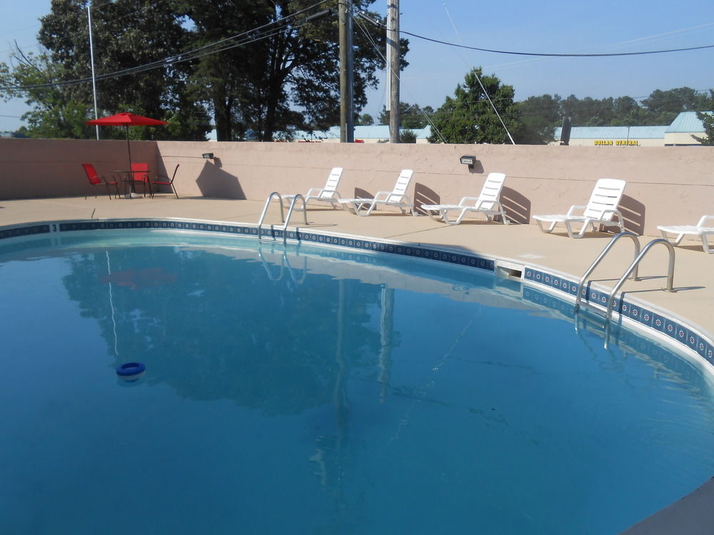 Americas Best Value Inn Williamsburg Lightfoot Area - photo 7