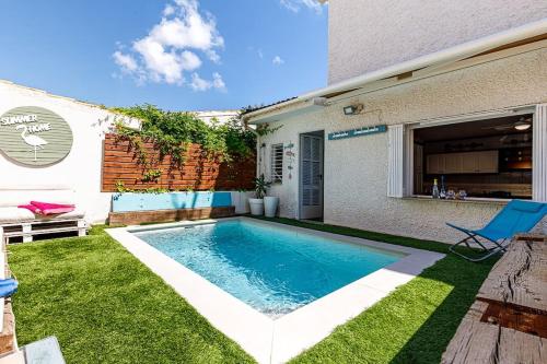 Rocamar Hhh Con Piscina Privada a 120m de la Playa 10 Pax in Pilar De La Horadada, Spain