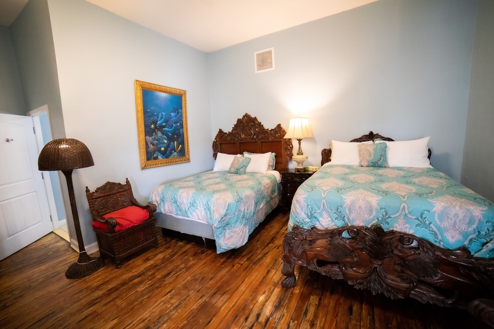 Oaak Tree Hotel - photo 126