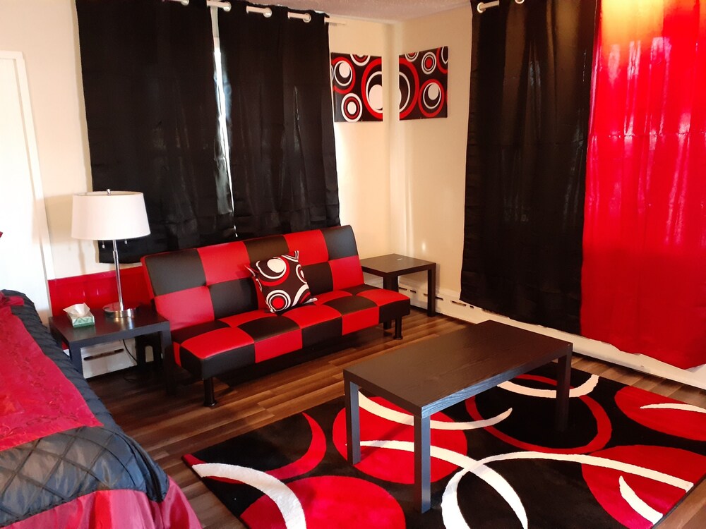Town Line Motel - photo 25