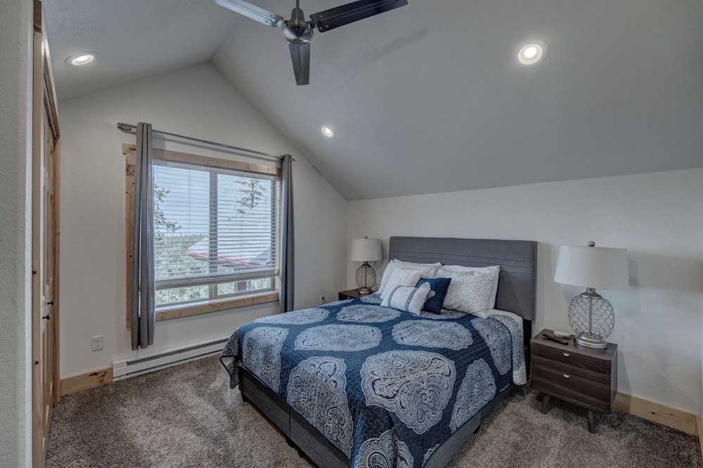 Little Hope Chalet at Terry Peak Ski Resort - photo 4