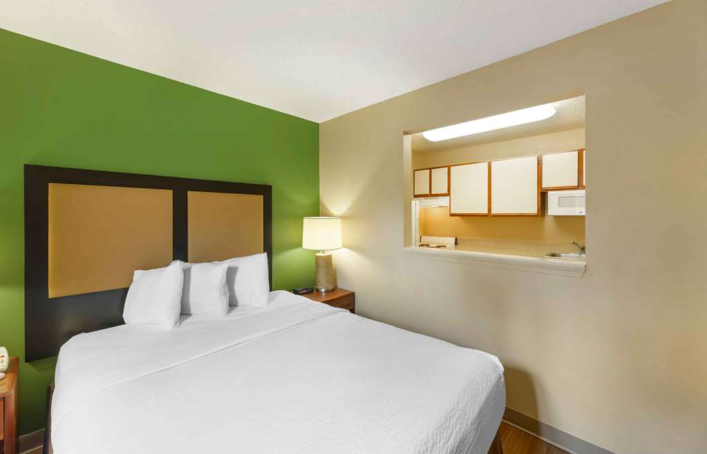 Extended Stay America Suites Cleveland Great Northern Mall - photo 15