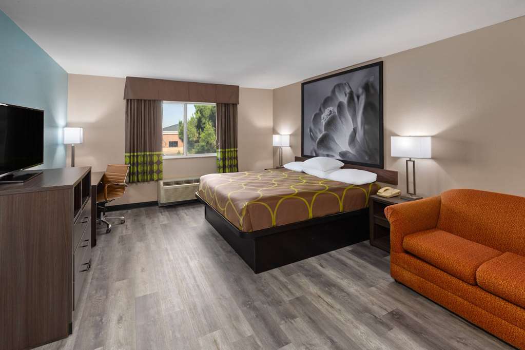 Super 8 by Wyndham Lubbock West - photo 14