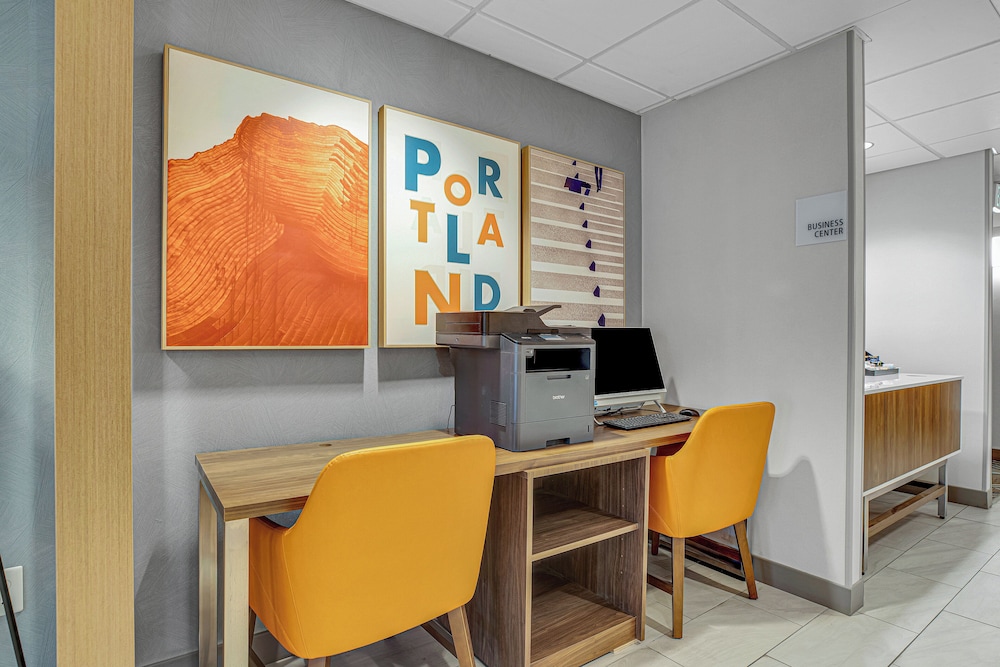 Holiday Inn Express Hotel & Suites Portland Jantzen Beach by IHG - photo 86