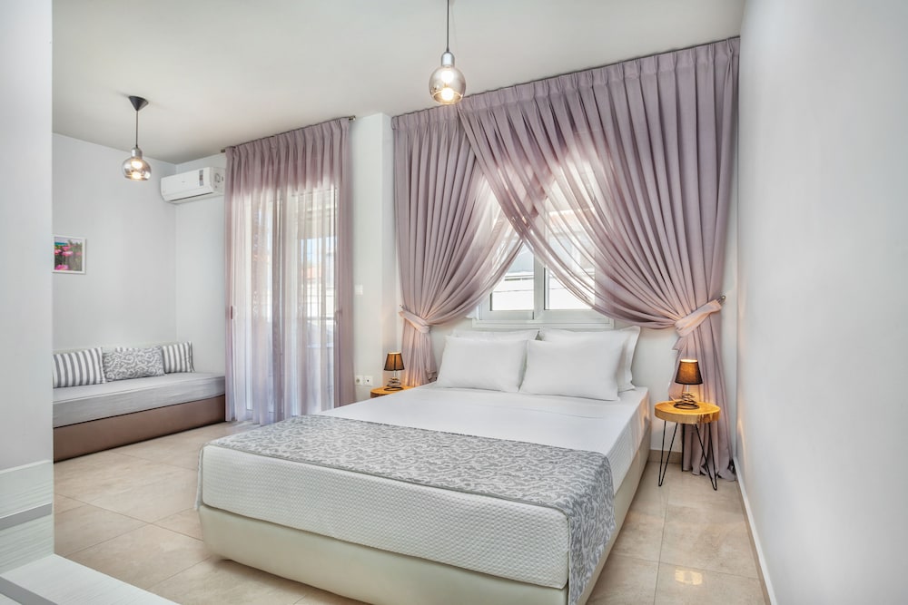 Armyra Studios - carbon neutral hotel in Kassandreia