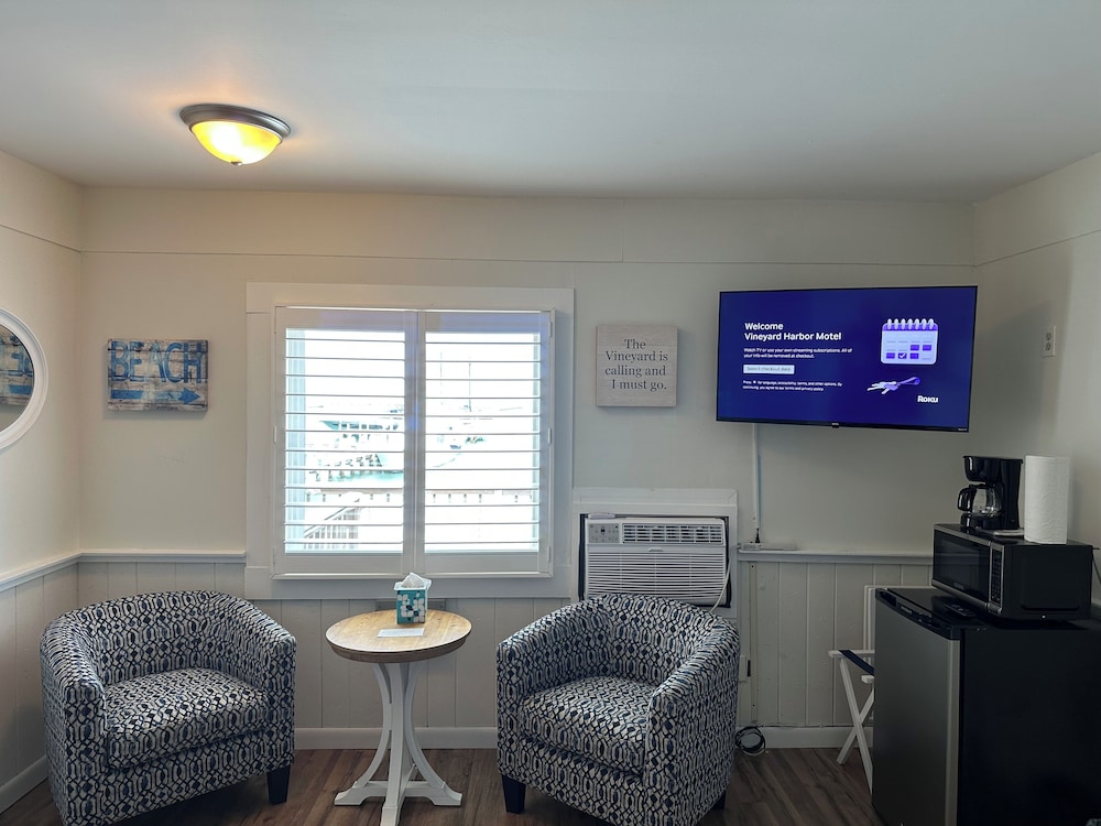 Vineyard Harbor Motel Private Beach - photo 218