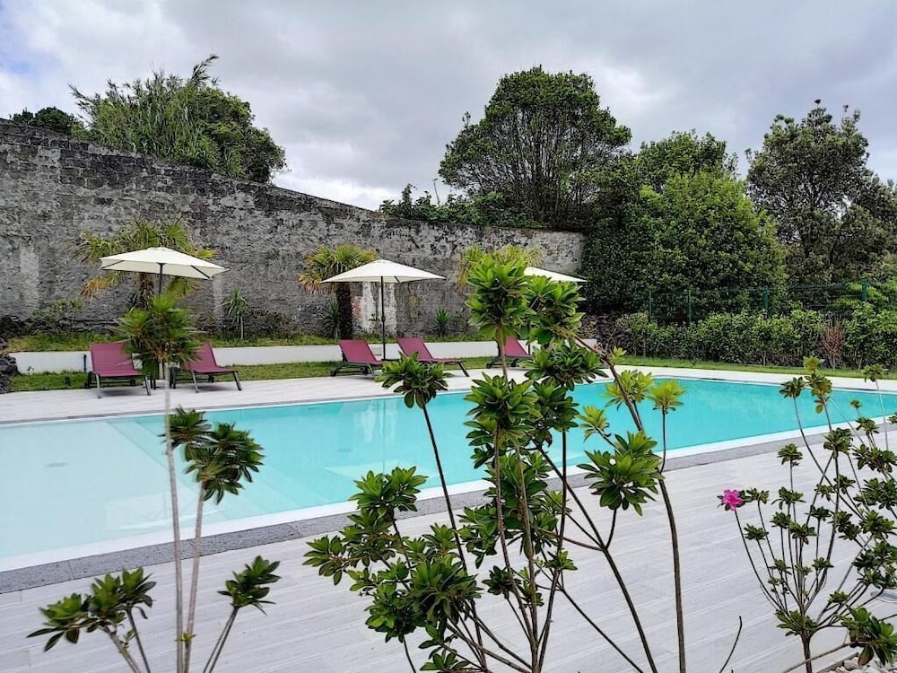 CFS Azores Guest House — 4-Star Luxury Hotel in Ponta Delgada, Portugal
