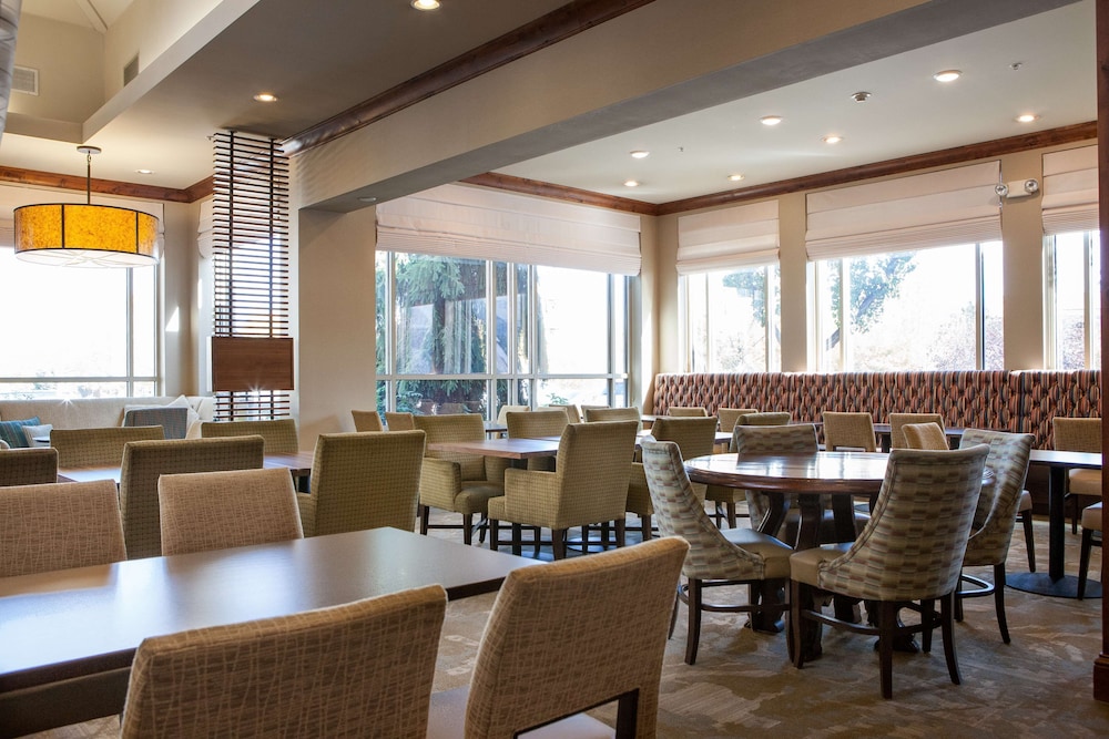 Hilton Garden Inn Boise Eagle - photo 75