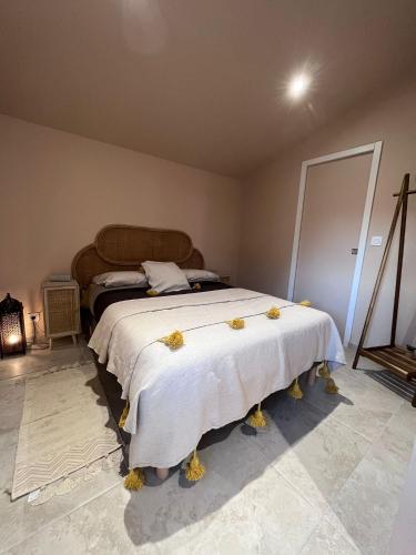 Dar Fafy Studio Cosy Au Calme a 15min de Nantes — hotel in Bouguenais