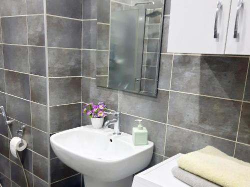 Apartament Axis palace saburtalo