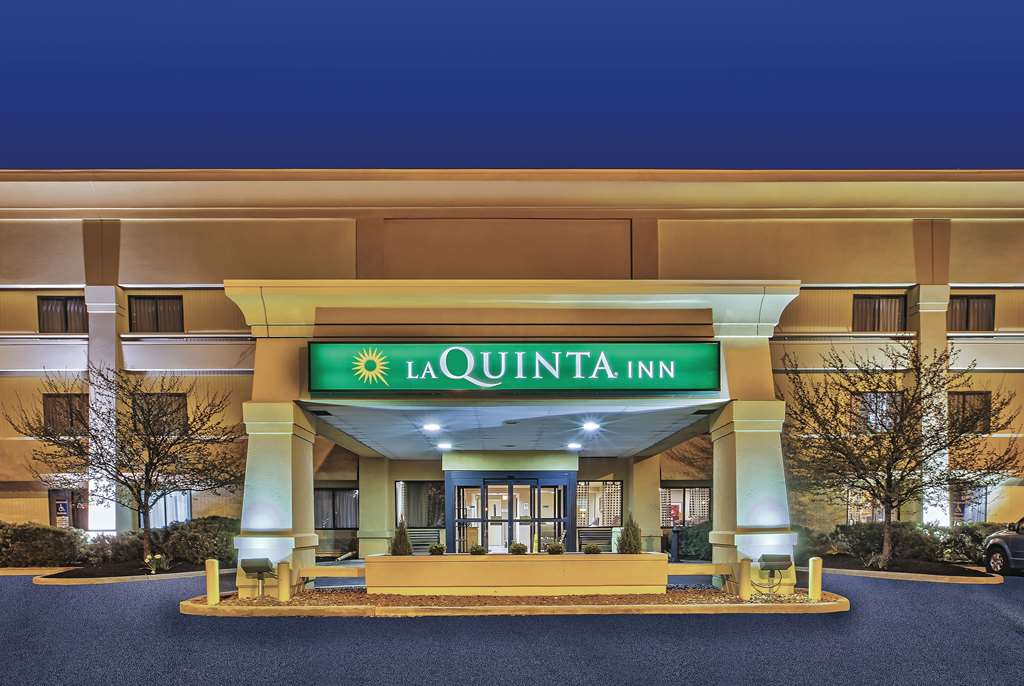 La Quinta Inn by Wyndham Toledo Perrysburg - photo 3