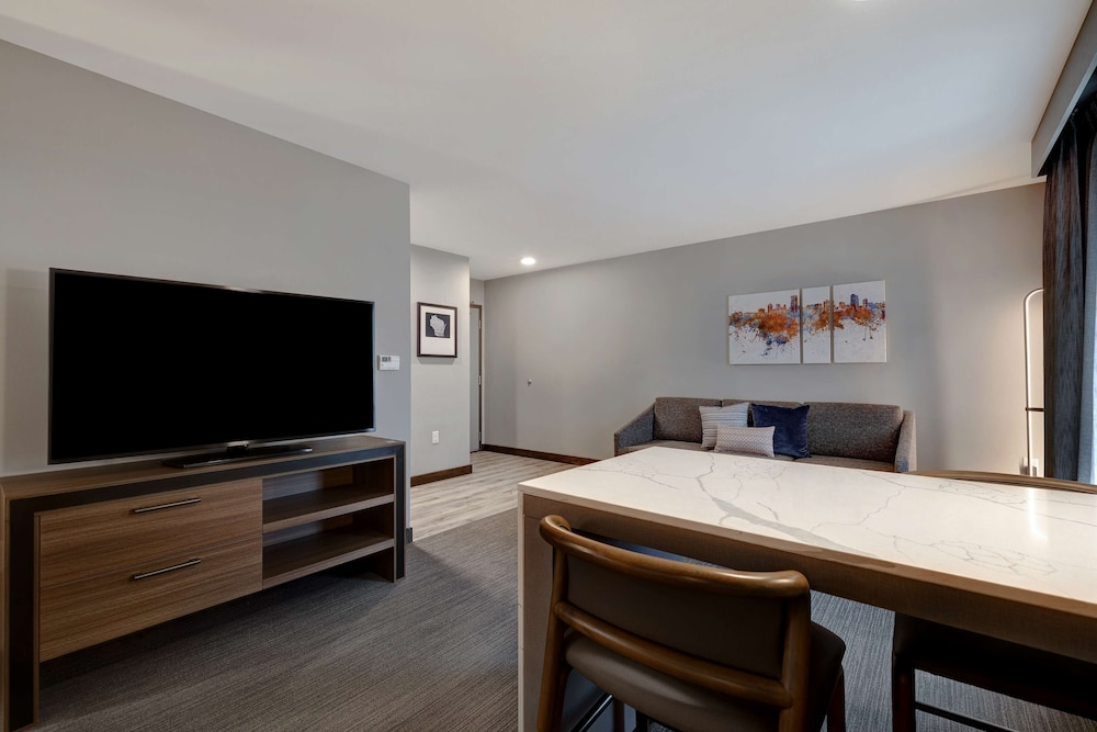 Homewood Suites by Hilton Oak Creek Milwaukee - photo 12