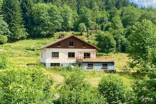 House type chalet sauna and balneo 14 pers — 4-Star Luxury Hotel in Gerardmer, France