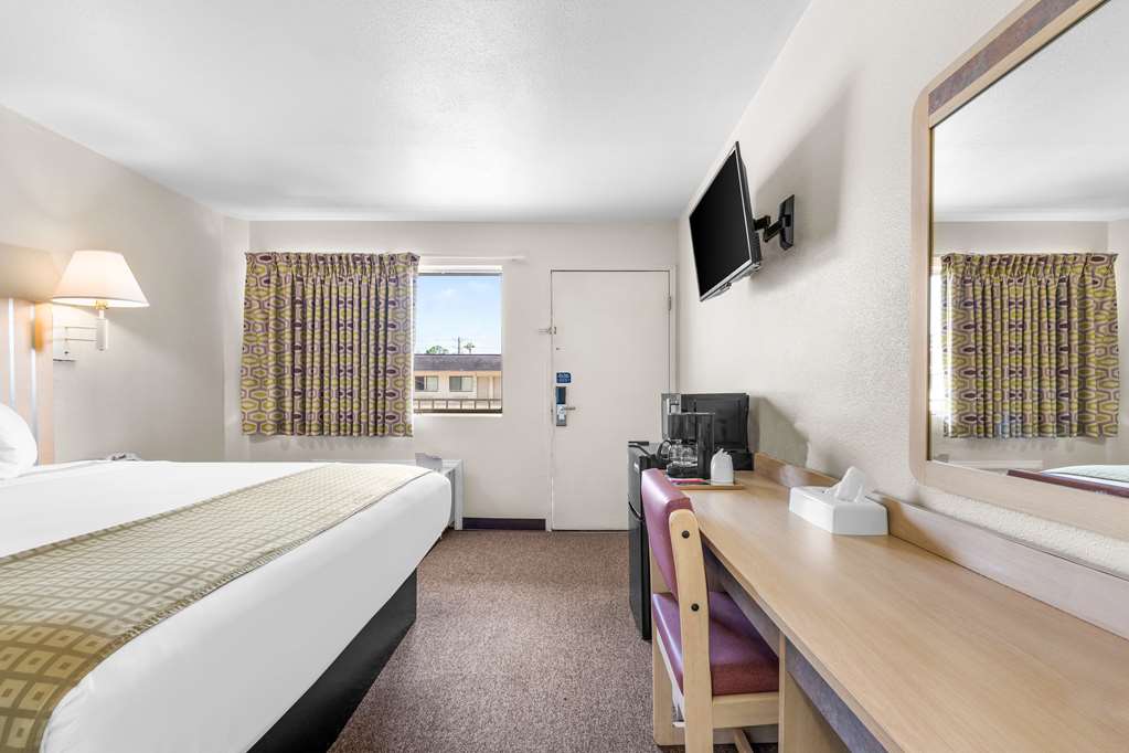 Americas Best Value Inn Lake City - photo 22