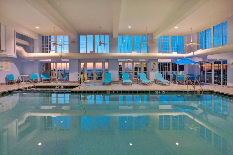 Holiday Inn Express & Suites Petoskey by IHG - photo 52