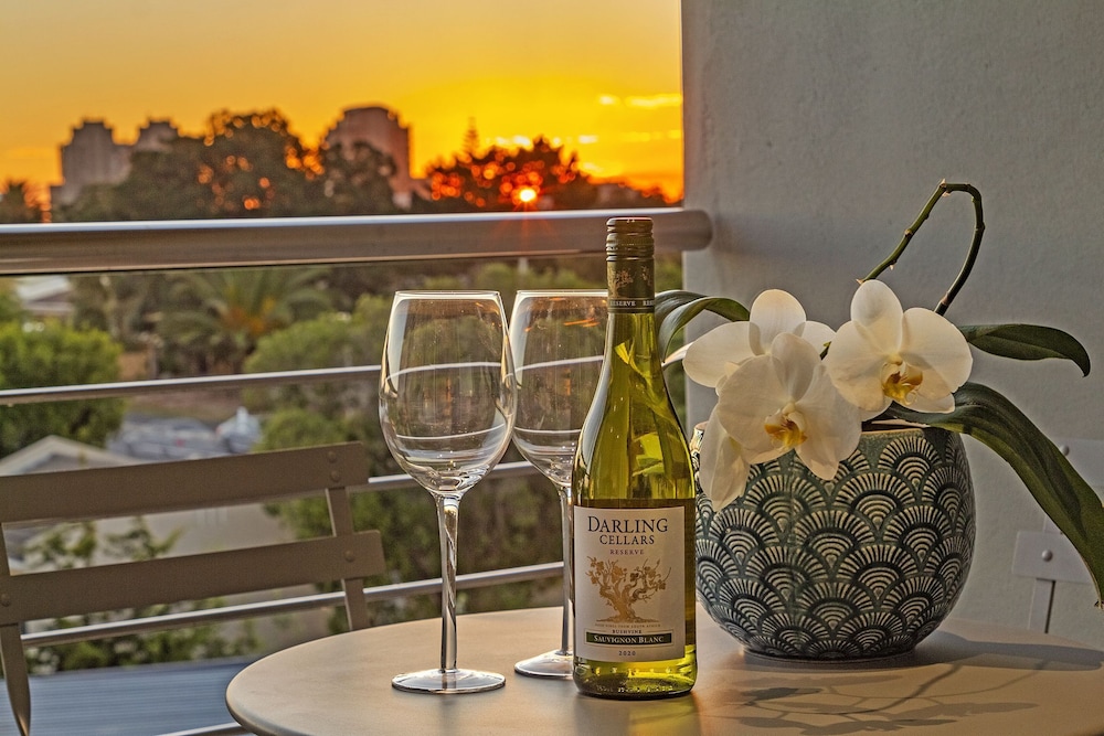 Atlantic Port 9 by Host Agents — 4-Star Luxury Hotel in Cape Town, South Africa