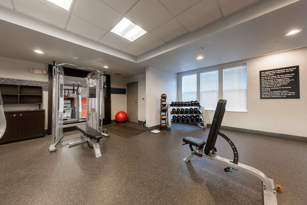Hampton Inn & Suites DuPont - photo 38