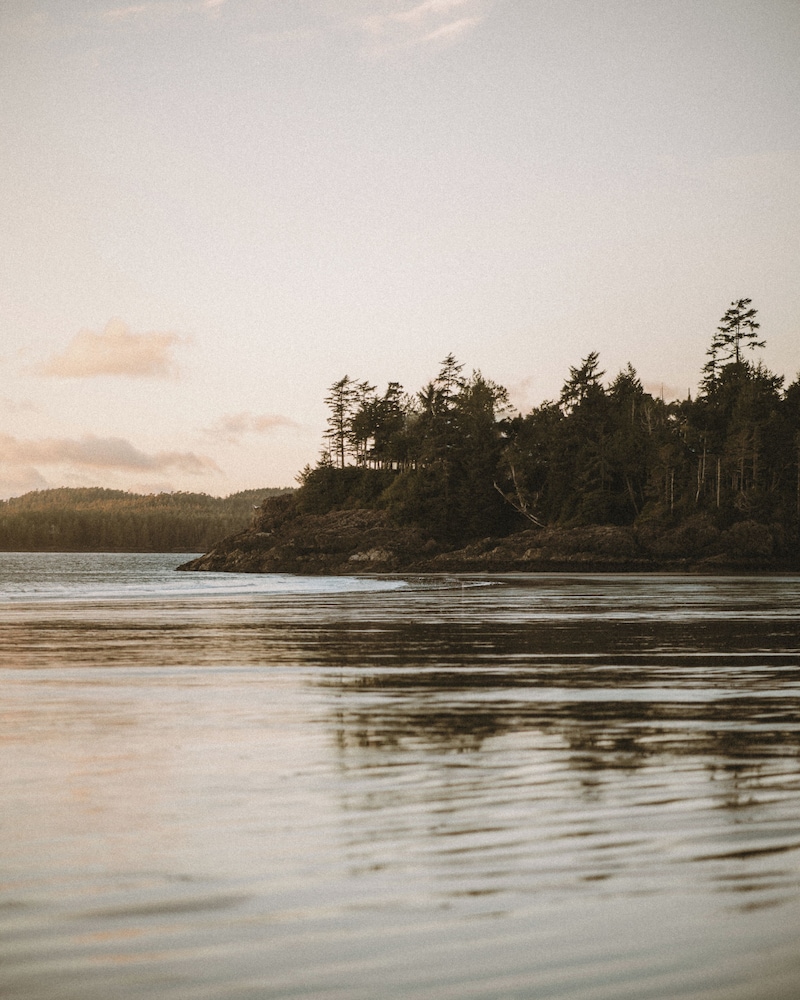 Mackenzie Beach Resort in Tofino, Canada