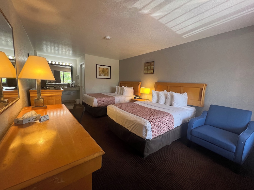 Garden Inn Homestead - photo 21