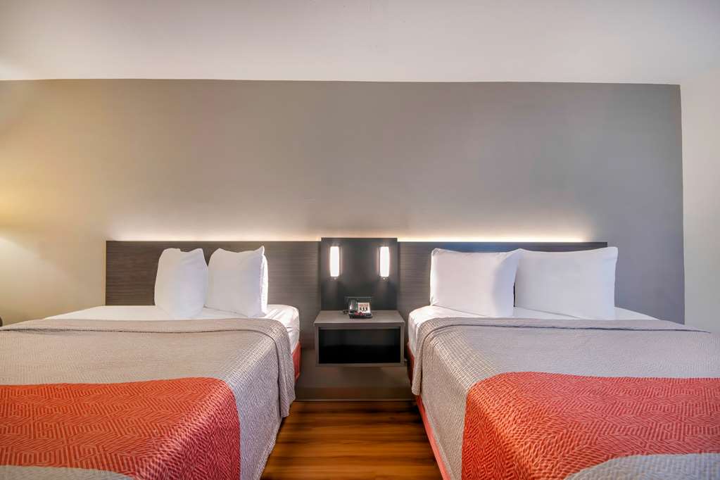 Spark by Hilton Walton - photo 6