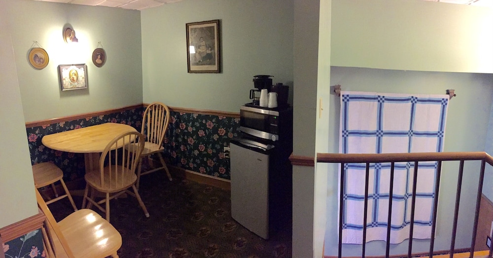 Hotel Millersburg - photo 43