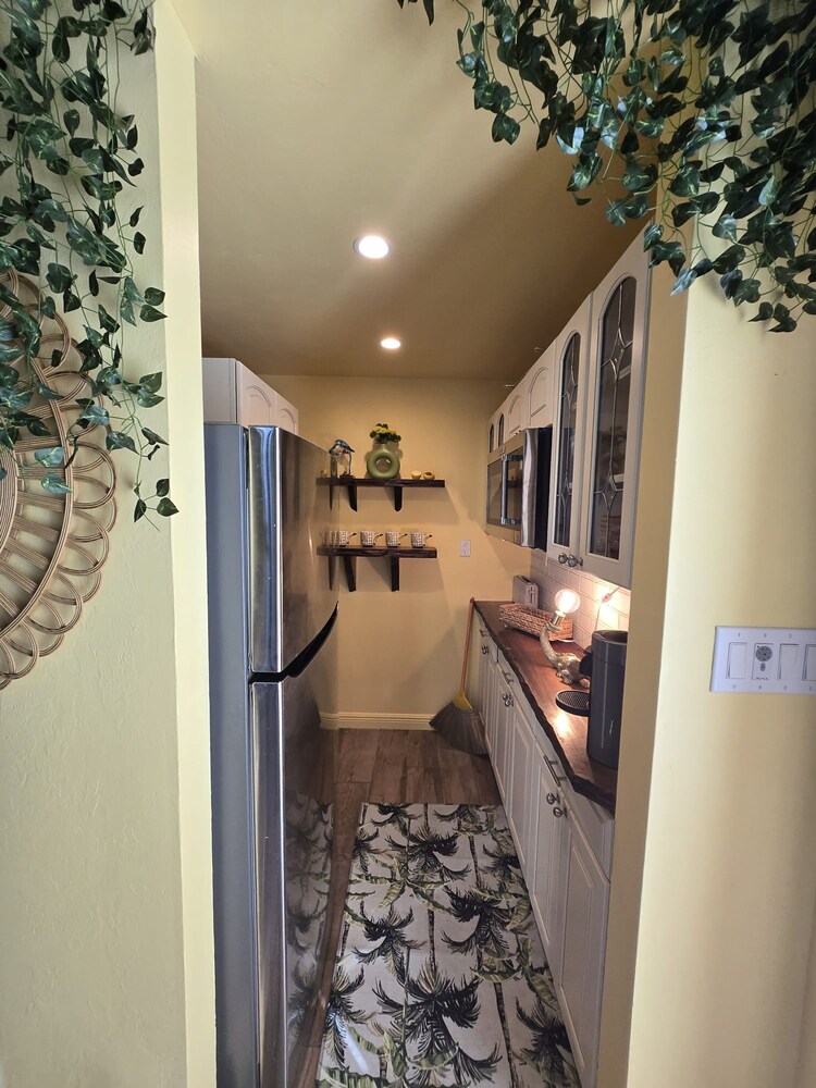 NEW Jungle Paradise Treehouse Suite With Resort Amenities Elevator Access Outdoor Kitchen Lagoon Lazy River Pool RV Hook up - photo 25