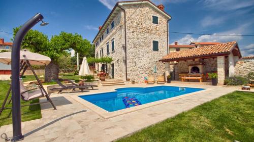 Stone villa Parentium with private pool in Porec — 4-Star Luxury Hotel in Porec, Croatia