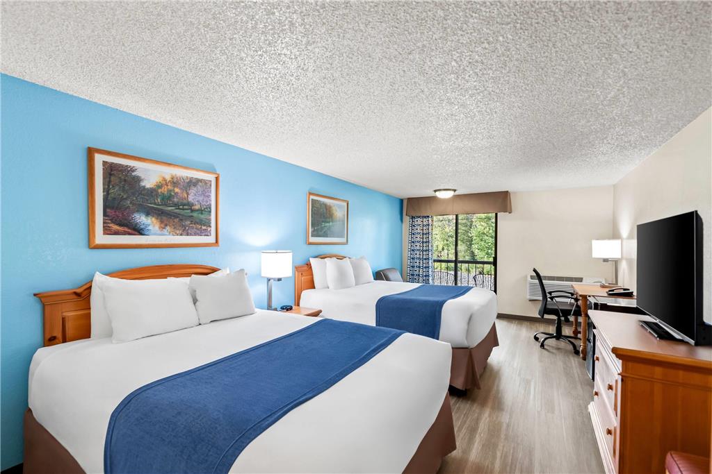 Baymont by Wyndham Yakima Riverfront - photo 18