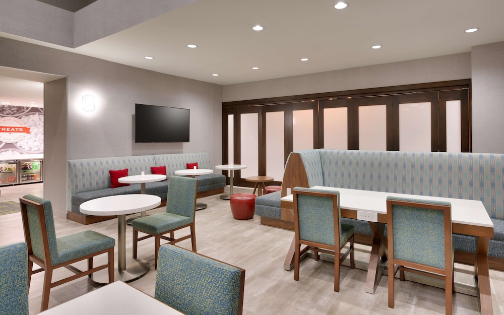 Hampton Inn & Suites Rockport Fulton - photo 40