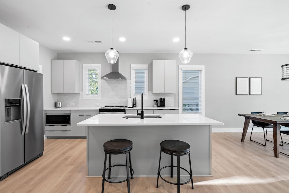 Charlotte Luxury Townhomes in Charlotte, United States